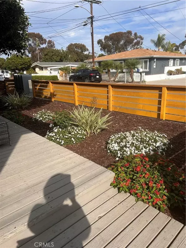 Oceanside, CA 92054,513 Rockledge