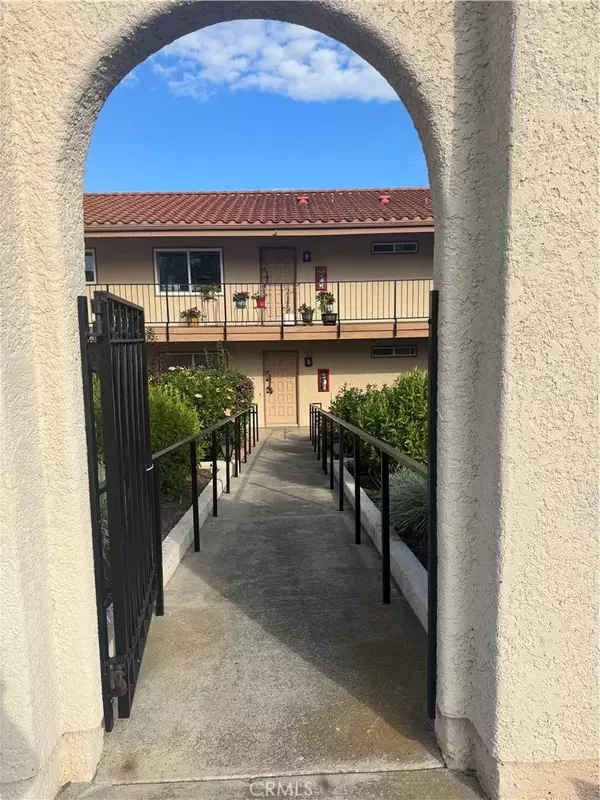 Laguna Woods, CA 92637,3496 Monte Hermoso #B