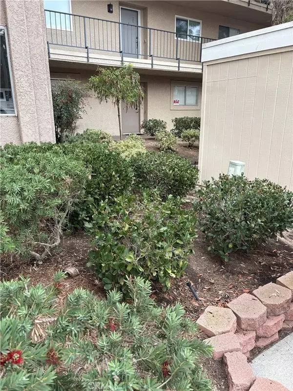 3367 Punta Alta #1E, Laguna Woods, CA 92637