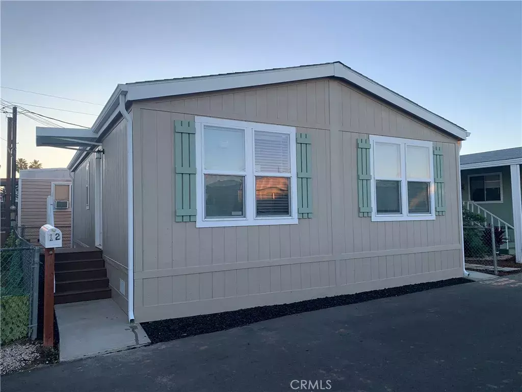 El Cajon, CA 92019,1425 E Madison #12