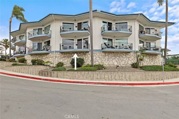 419 Monterey LN #4, San Clemente, CA 92672