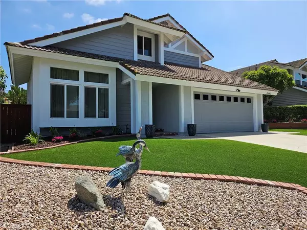 Laguna Hills, CA 92653,26082 Rio Grande