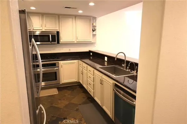 San Diego, CA 92101,1501 India #516