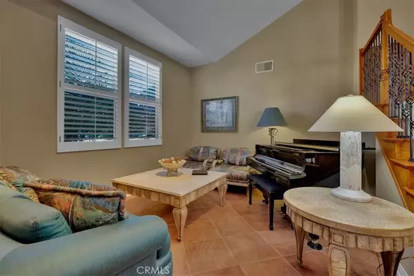 Rancho Santa Margarita, CA 92688,19 Calle De Arena