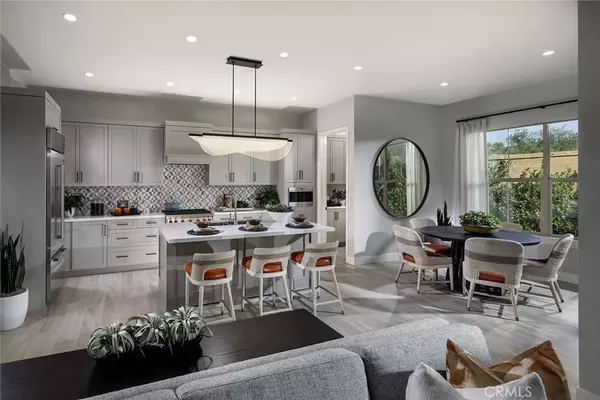 214 Maricopa, Irvine, CA 92618