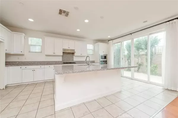 Ontario, CA 91764,2973 E Via Corvina
