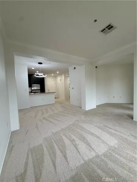 2457 Watermarke, Irvine, CA 92612