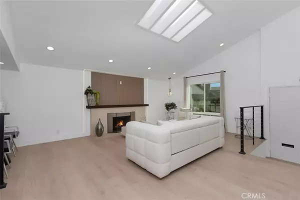 Huntington Beach, CA 92646,8167 Dartmoor Drive