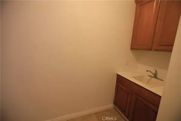 Eastvale, CA 92880,14440 Sleepy Creek Drive