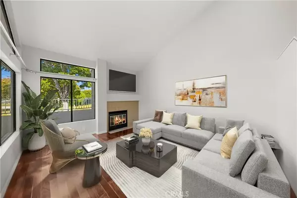 Irvine, CA 92606,415 Deerfield