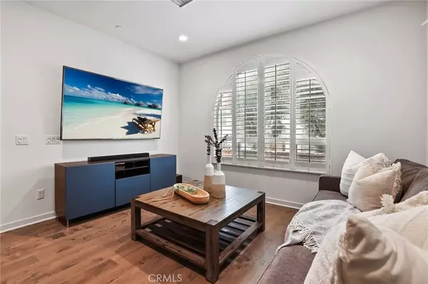 Lake Forest, CA 92630,53 Savannah