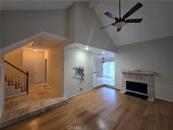 Costa Mesa, CA 92627,1920 Maple #C