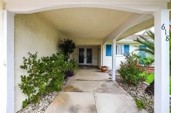 Fullerton, CA 92831,618 N Lincoln