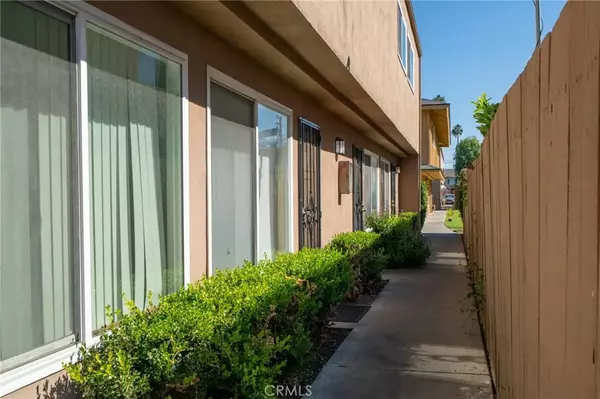 Westminster, CA 92683,14267 Village Way