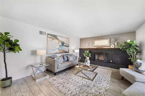 Fountain Valley, CA 92708,10484 Teal Circle