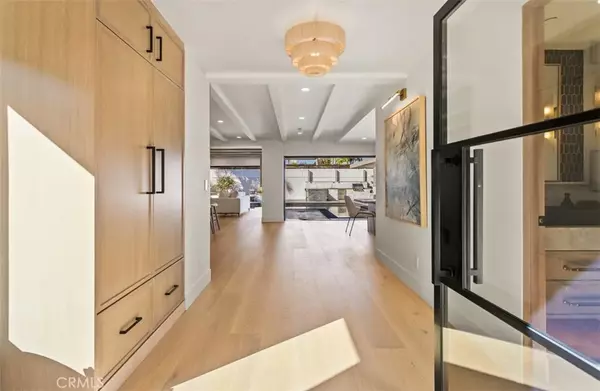 Newport Beach, CA 92660,1717 Irvine Avenue