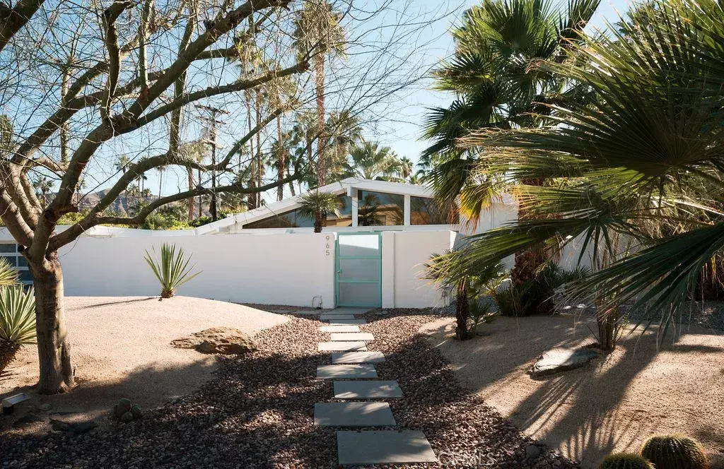 Palm Springs, CA 92264,965 E Twin Palms