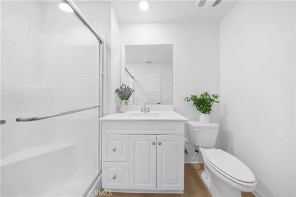 Irvine, CA 92614,185 Steely