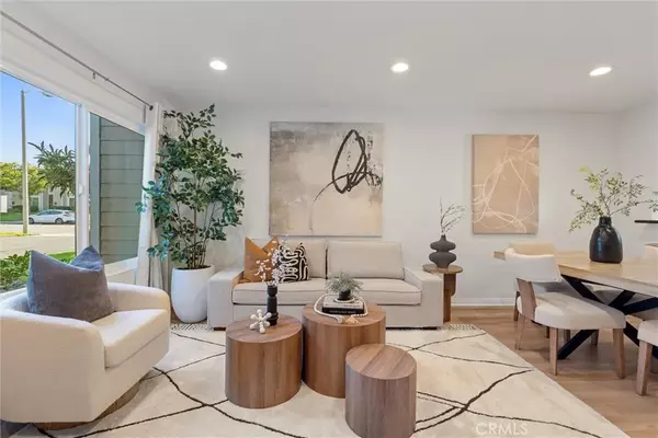 Irvine, CA 92604,32 Kazan