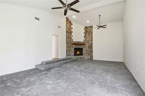 Lakewood, CA 90713,4703 Palo Verde Ave