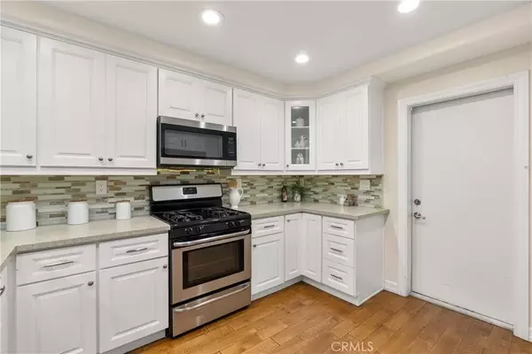 Huntington Beach, CA 92649,3408 Sparkler