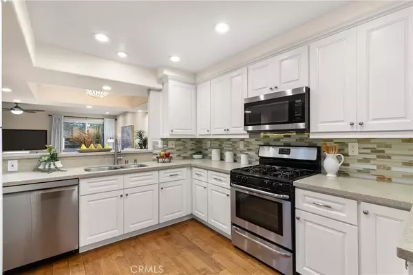 Huntington Beach, CA 92649,3408 Sparkler