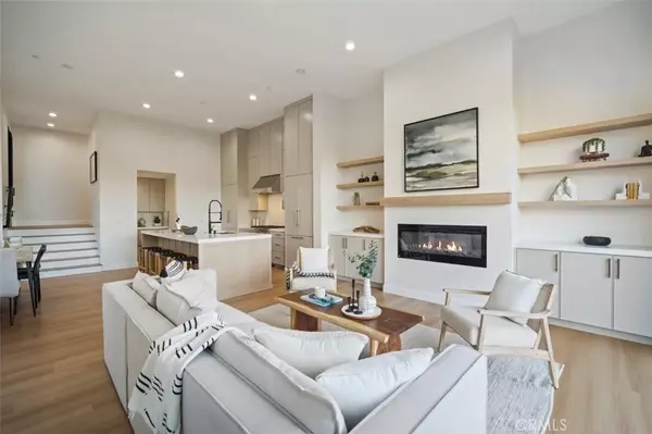 San Clemente, CA 92672,229 Avenida Monterey #1