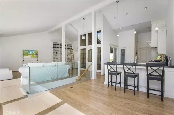 14 Vista, Irvine, CA 92612