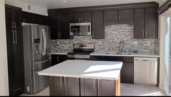 Irvine, CA 92603,9 Morning Song