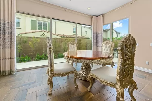 Irvine, CA 92620,52 Stanza