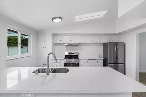 Costa Mesa, CA 92626,2371 Rutgers