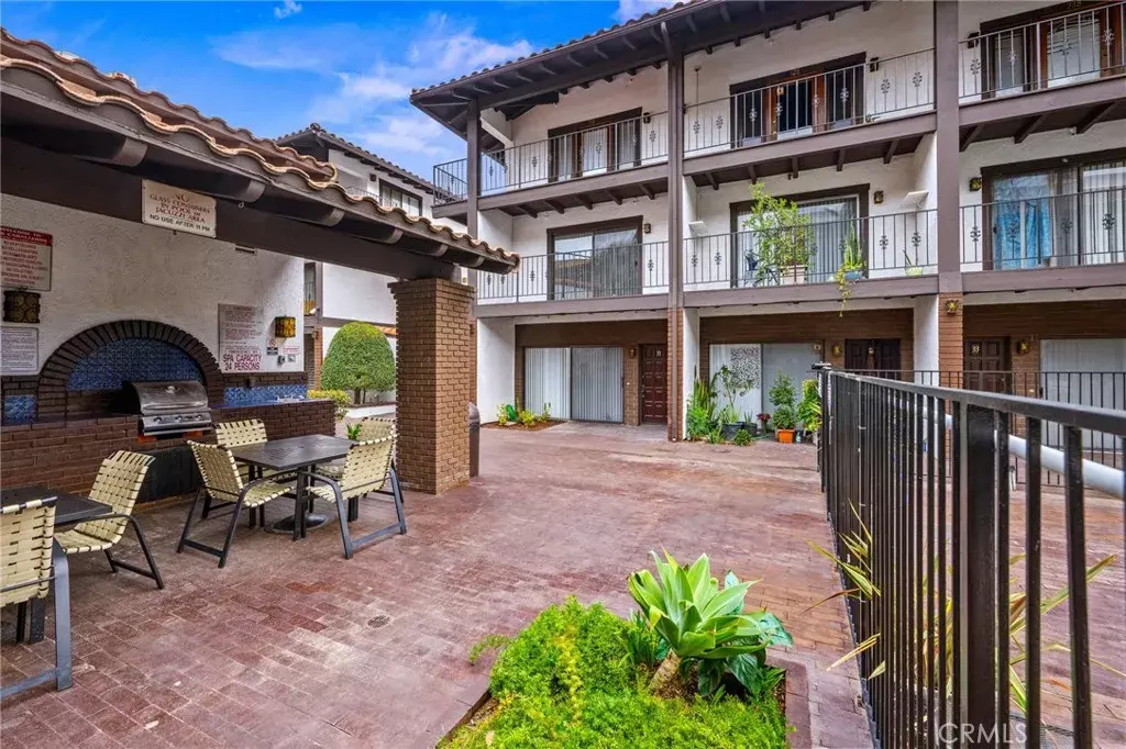 Fountain Valley, CA 92708,17200 NEWHOPE #31