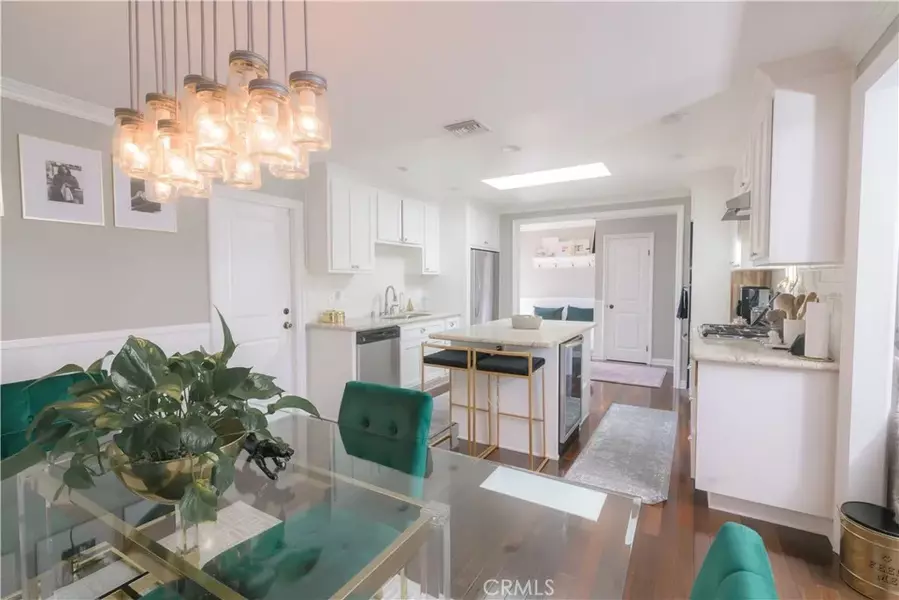 1226 Londonderry Street, Costa Mesa, CA 92626