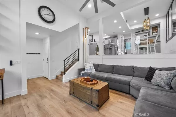 380 W Wilson #B106, Costa Mesa, CA 92627