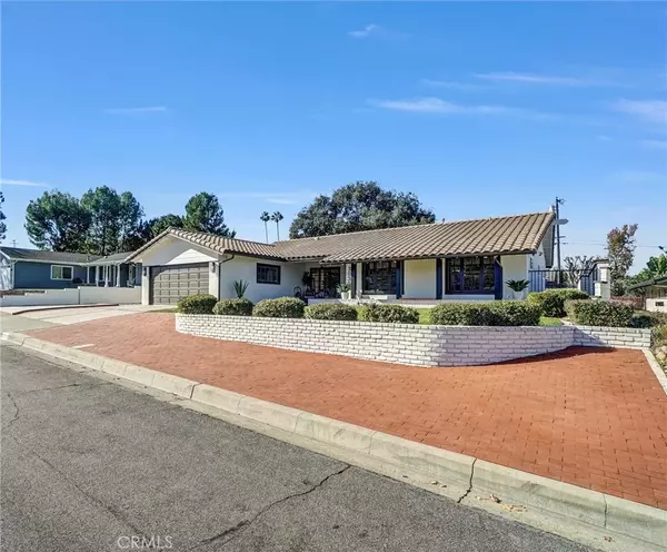 Orange, CA 92865,3032 N Oceanview