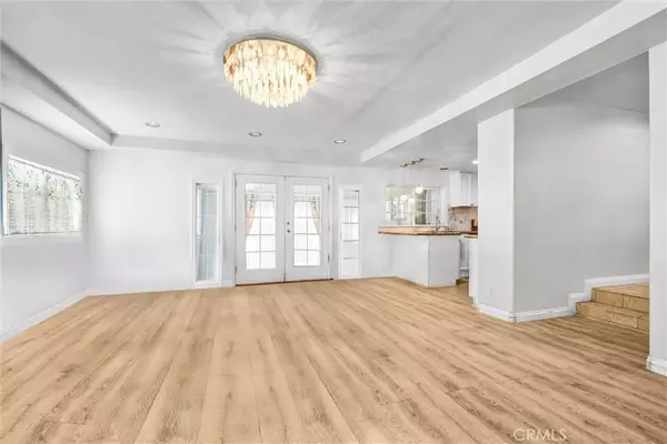 Anaheim, CA 92804,1341 S Pembrooke Lane