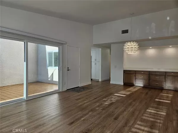 Huntington Beach, CA 92646,8933 Modesto Circle #1216C