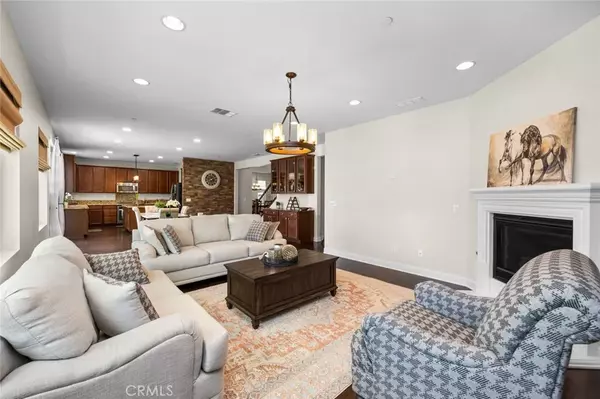 Corona, CA 92883,25589 Foxglove