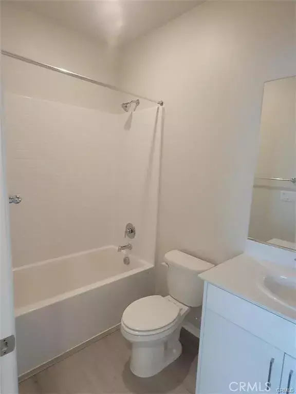 Redlands, CA 92374,2058 Bergamot