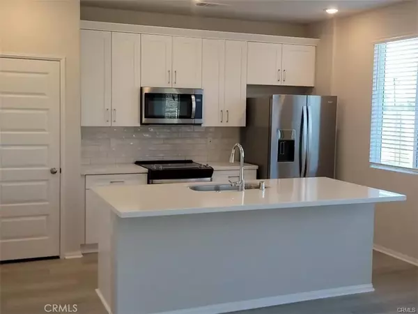 Redlands, CA 92374,2058 Bergamot