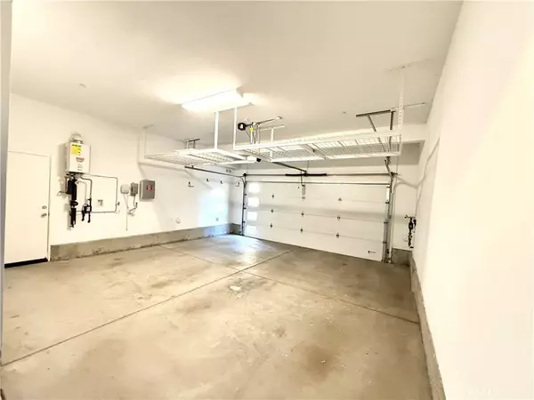 Lake Forest, CA 92630,590 Catalonia