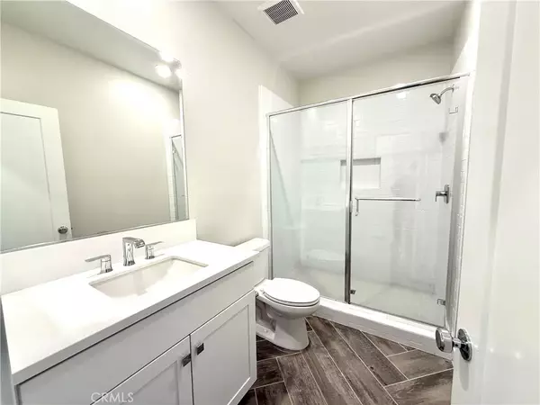 Lake Forest, CA 92630,590 Catalonia