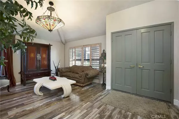 Mission Viejo, CA 92692,28631 Mill Pond