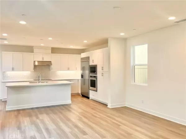 Ventura, CA 93004,325 S Nevada Avenue