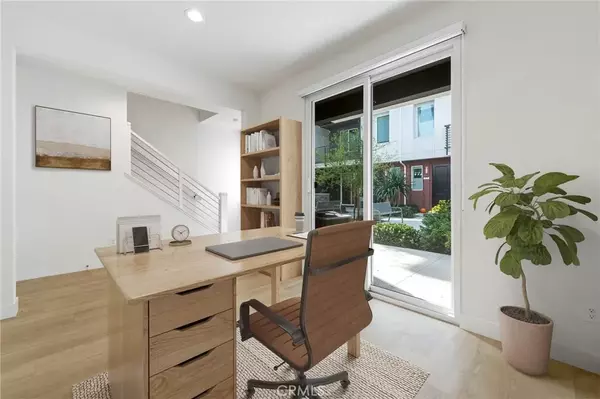 Irvine, CA 92614,169 Steely