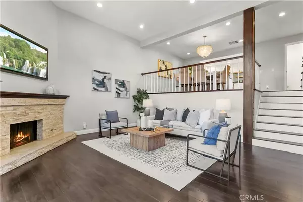 Huntington Beach, CA 92648,21066 Poolside