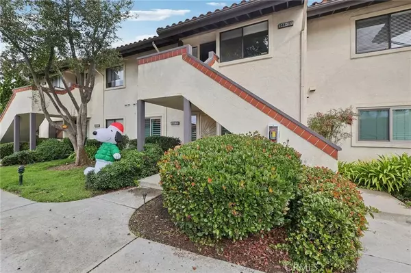 Vista, CA 92081,944 Lupine Hills