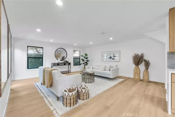 Huntington Beach, CA 92646,21621 Kaneohe