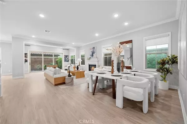 Irvine, CA 92618,113 Wanderer