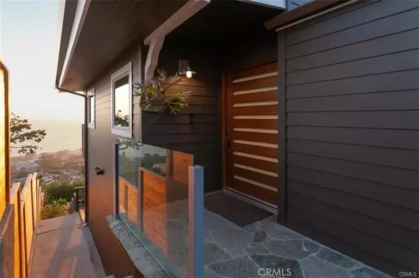 Laguna Beach, CA 92651,2192 Crestview